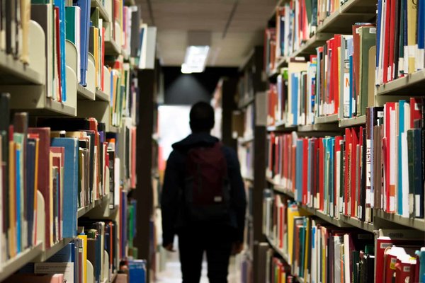 Comment se faire accompagner dans son orientation scolaire : conseillers, professeurs, parents ?